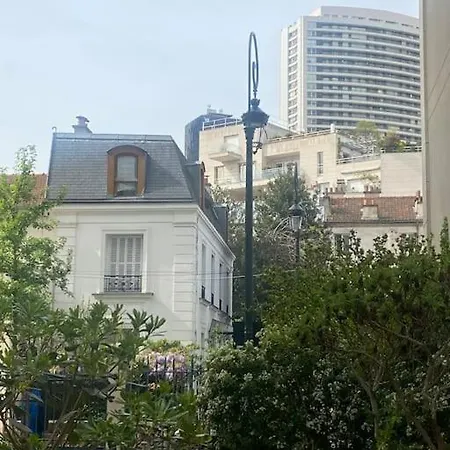 Maison Ancienne A Cote Des Champs Elysees 펜션 *